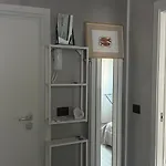 Dm